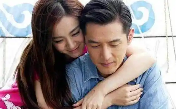 原创被传与胡歌秘密结婚被经纪人怼混得差王晓晨经历了什么