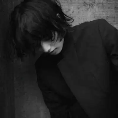 我喜欢冷冷的的样子男生头像qq高冷冷酷感觉成熟点