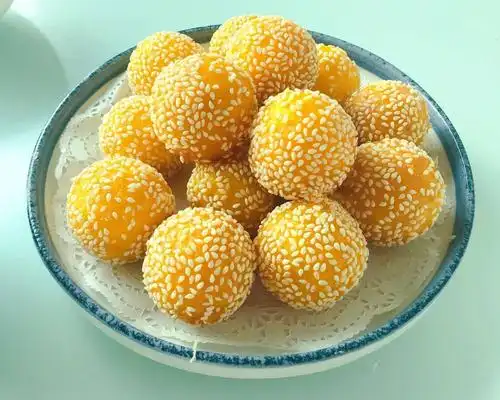 南瓜芝麻团