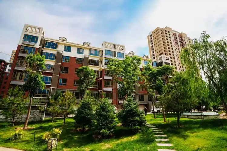 天润园东区在售房源的价格为63007200元