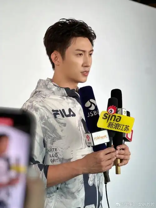 黄景瑜活力男孩##黄景瑜说今年会有四部作品播出