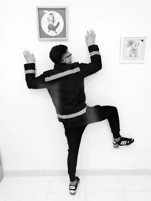 你都有哪些独家的拍照姿势?