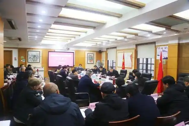 杨贤招指出,过去的一年,全市教体工作取得可喜的成绩.