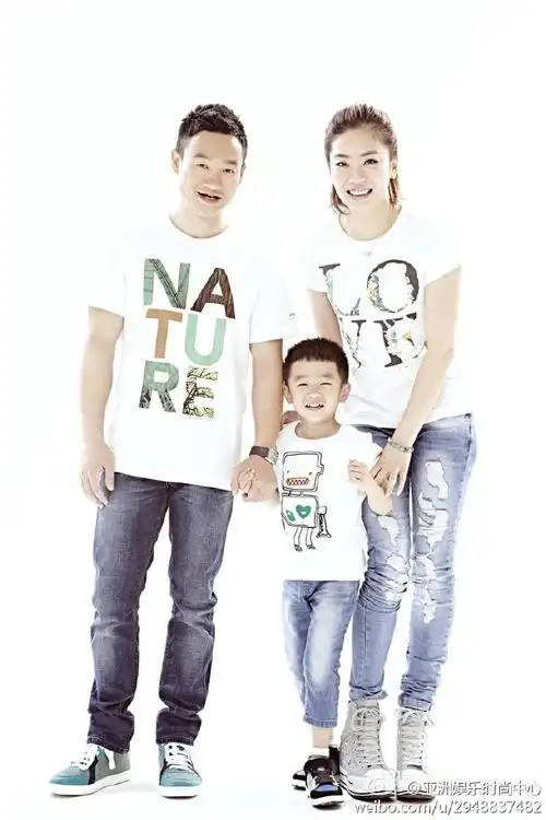 来自亚洲娱乐时尚中心 - 微博