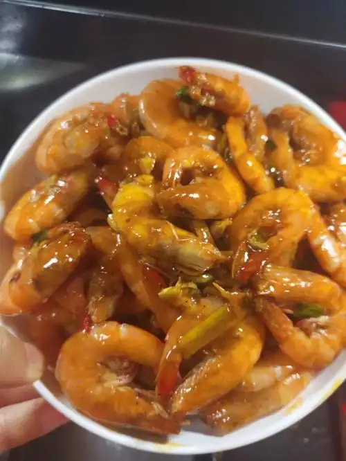 基围虾做法一舔手指的蒜蓉茄汁大虾