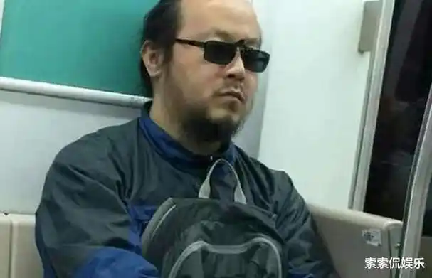 窦唯足足价值4个亿的四合院竟然长这般王菲曾捂鼻上厕所