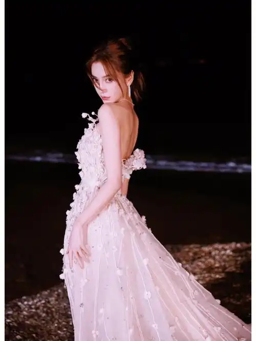 星光熠熠_倪妮_周也_杨颖_关晓彤_庄达菲_娱乐_明星娱乐资讯