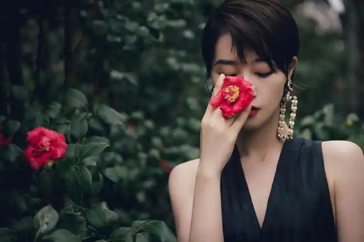 蓝盈莹被质疑长胖了?真相原来是这样.__凤凰网