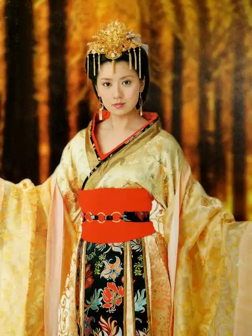 ">颢然 /a>执导, a target="_blank" href="/item/贾静雯/142231"