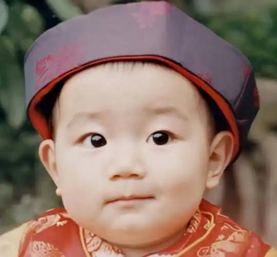 王源买林俊杰专辑,意外泄露账号打榜记录,是怕自己人气不够吗?