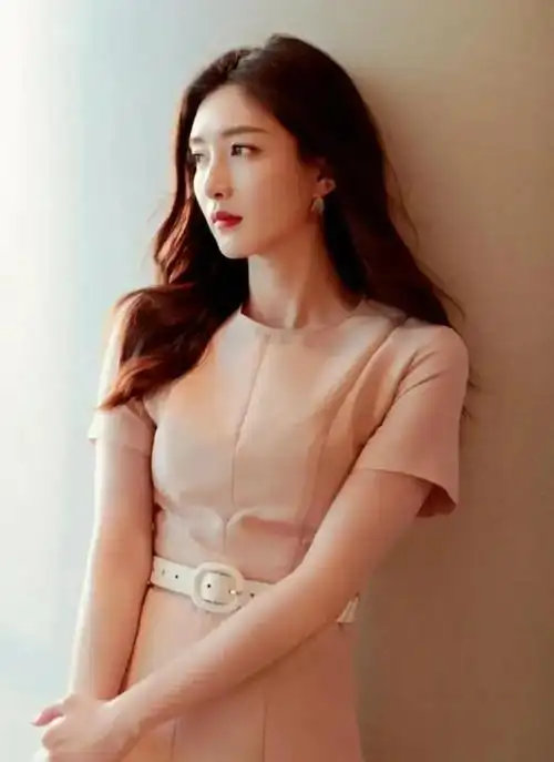 江疏影明星壁纸28