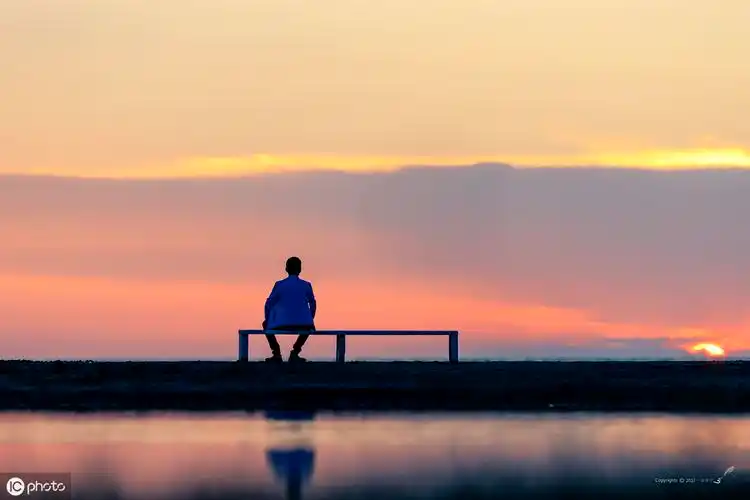 表示对于过去的释怀的句子分享学会放下不属于自己的感情