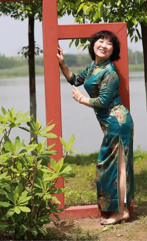 旗袍的魅力 - 美篇