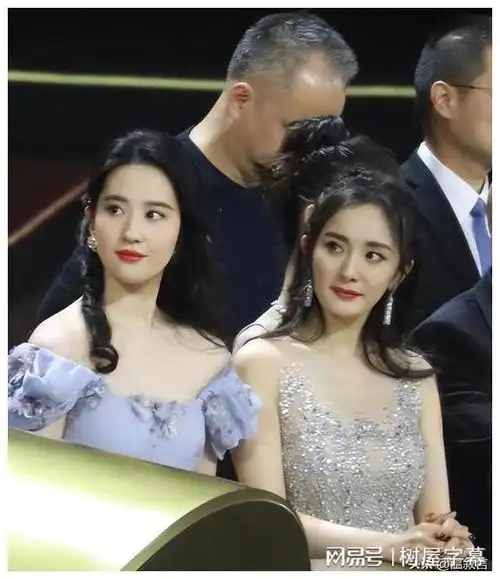 同是古偶发家杨幂与赵丽颖走上了相反的两条路