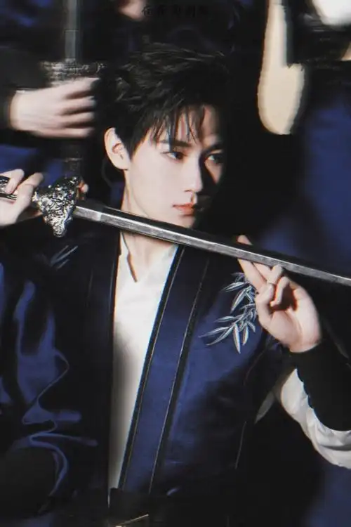 bg之神张真源直女天菜小狼狗初恋男友张真源芳心狙击最佳射手张真源帅