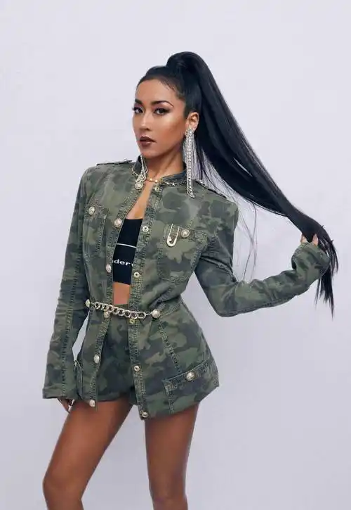 "黑美人"吉克隽逸:出道近十年,败坏路人缘,她到底做了什么?