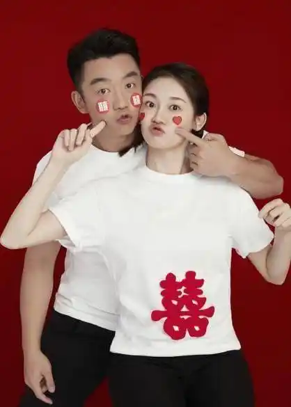 随后是李晨,杨采钰,angelababy,朱亚文及王祖蓝等多名好友都送上了