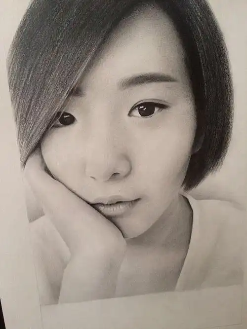 一些铅笔人像画