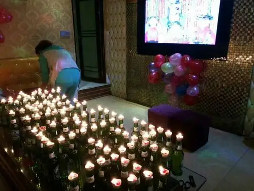 烂漫的生日晚会,唯美的生日祝福图片