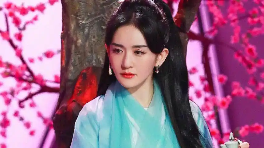 谢娜快本尝试白浅造型青衣飘飘小腹圆润小动作再次被疑怀二胎