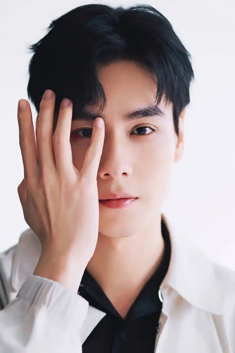 胡一天生日当天发长文谈三十年的成长,"爱自己,爱他人"的能力_经历