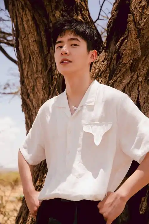 盘点娱乐圈的5位新晋小鲜肉,你最看好谁?_易烊_吴磊_肖战