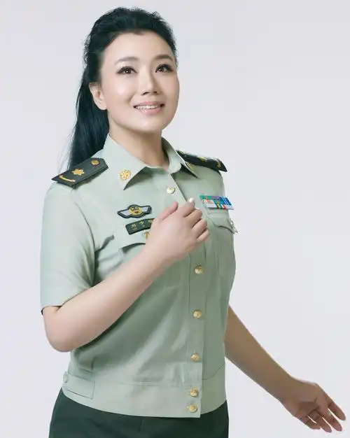 p>刘子琪,中共党员,著名军旅歌唱家, a target="_blank" href="/item