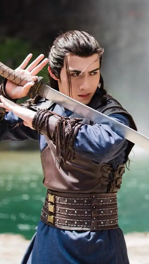 烈火如歌战枫张彬彬