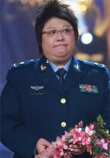 韩红年轻时的18岁照片让人惊艳