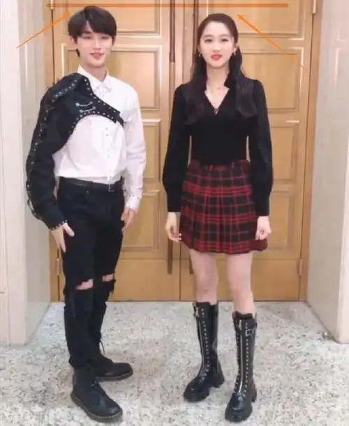 当180丁程鑫遇上172关晓彤两人站一起身高差距认真的