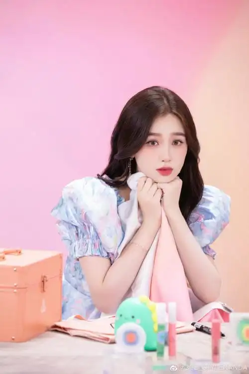 3ce能量色彩##虞书欣夏日马卡龙妆##虞书欣好美