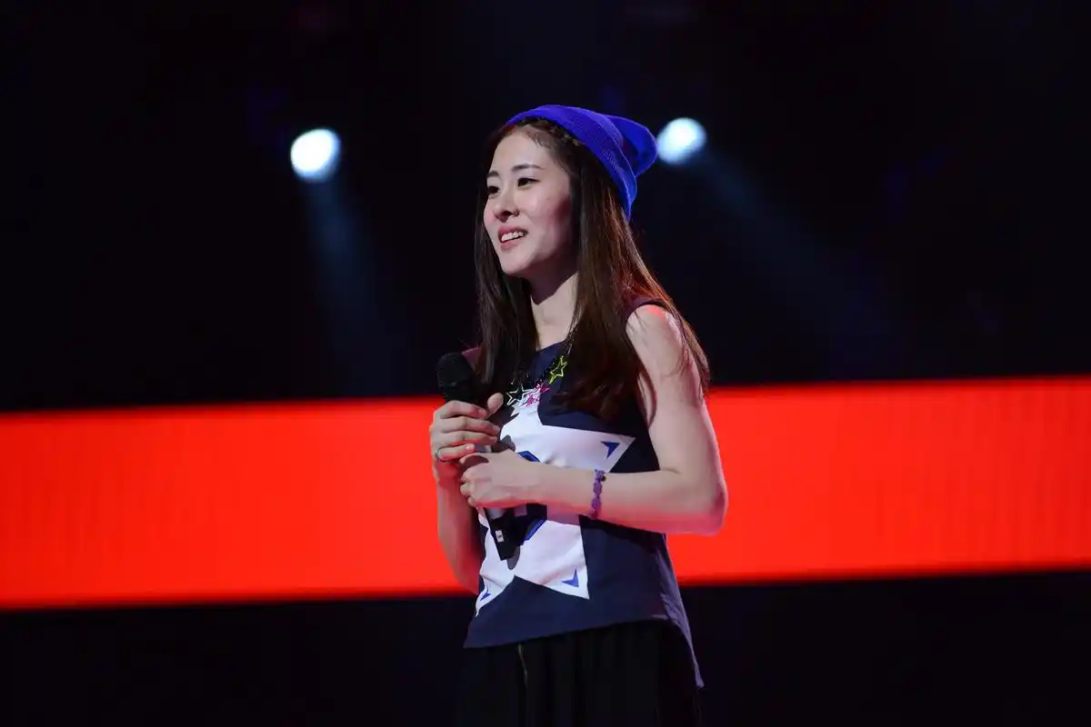 中国好声音张碧晨生活照