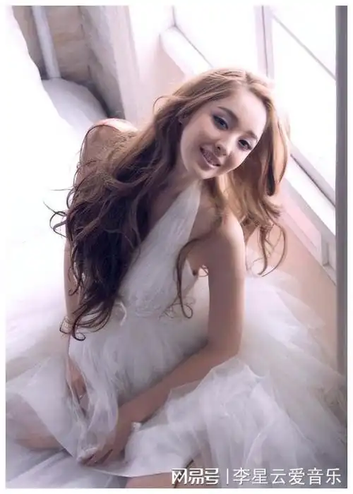 "风流玉女"古力娜扎秘史:美空出身又当又立,人设崩塌私交混乱|张翰