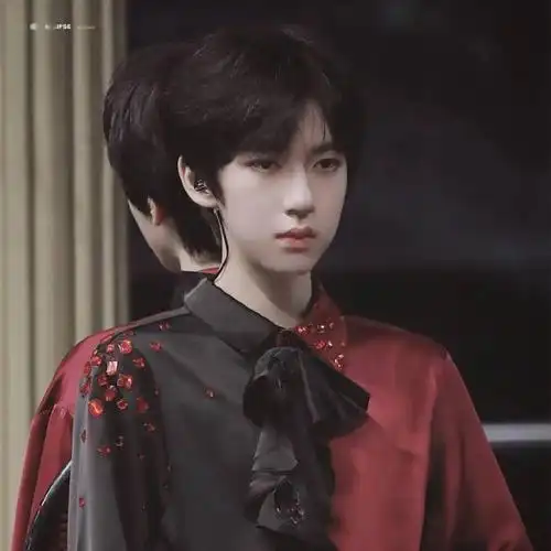 微信头像贺峻霖