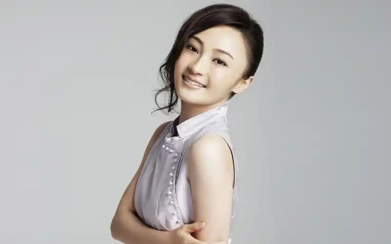演员姚笛高清宽屏壁纸