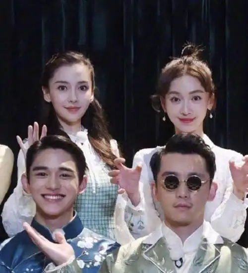 吴谨言多个造型与angelababy相撞,被对方粉丝嘲讽是copy精