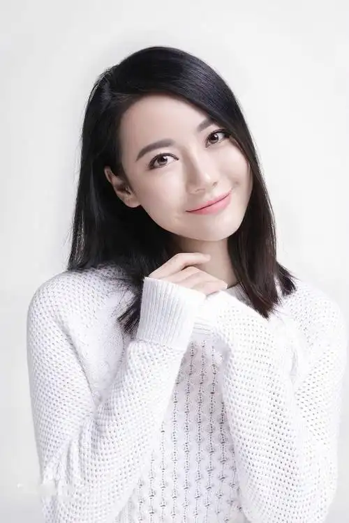 她被称为小高圆圆曾与茅子俊传绯闻如今26岁美成这样却不红