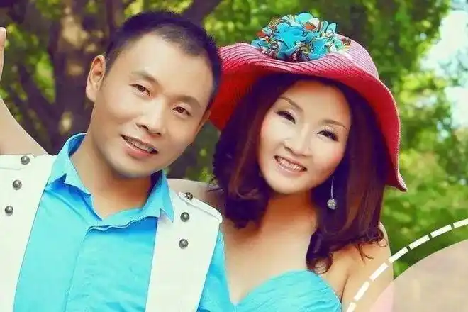 人前人后两个样43岁祁隆疑似出轨跟家暴晒医院照片自证清白