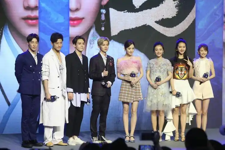 《择天记》鹿晗献七次"第一次" 对视娜扎秒破功