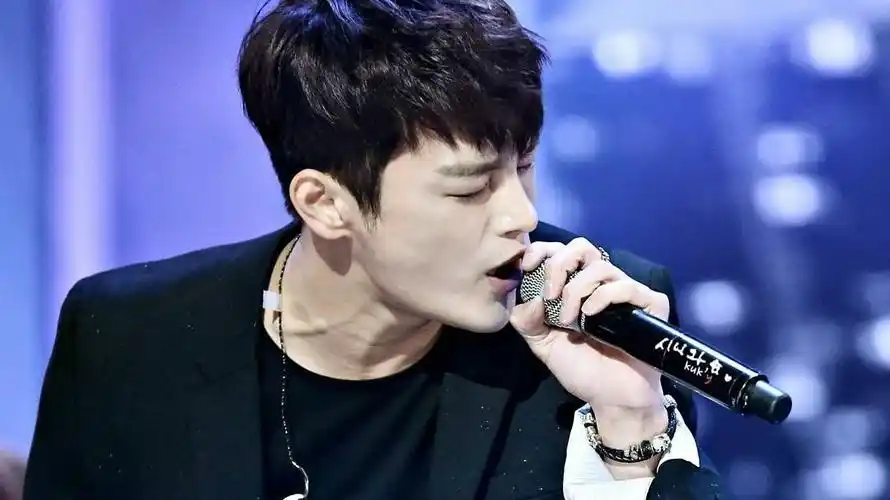 【徐仁国】140820 super star k6演唱会压轴出场cut 饭拍_哔哩哔哩