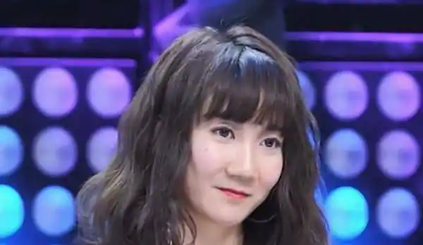 《青你2》惊现女版王源,镜头拉近后,粉丝们都沸腾了_青春_因为_长相