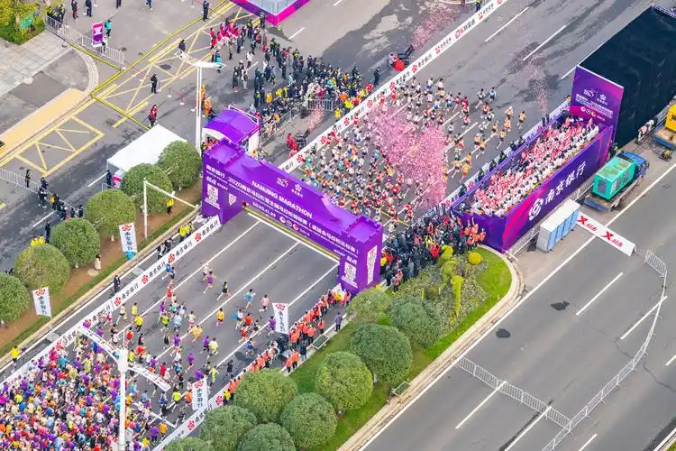 2020年南京马拉松,四名选手成绩进入2小时10分