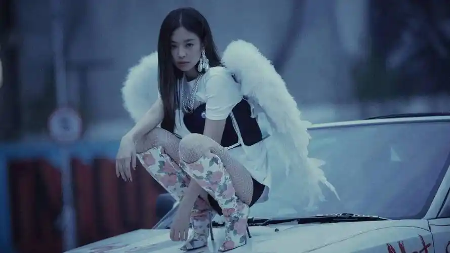 歌手金智妮高清动态壁纸