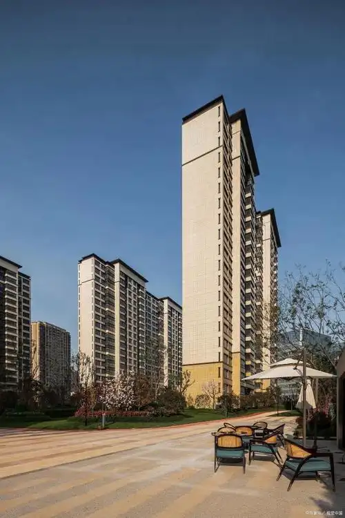 6月28日,北京西城区宣武门的豪宅项目中信国安府引起了广泛关注.