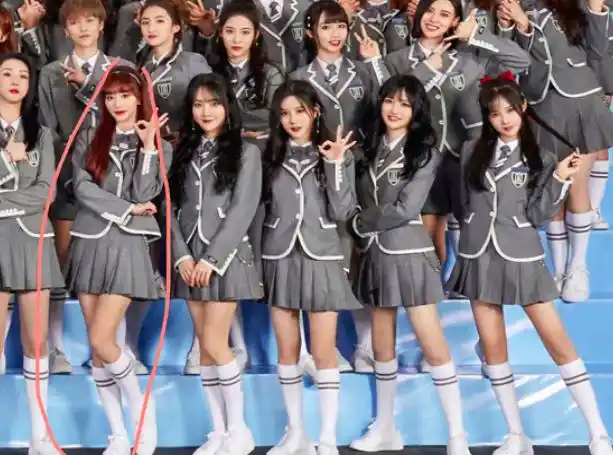 青春有你2合影照片引争议蔡徐坤身高成了焦点