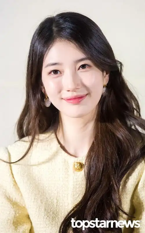 额滴神啊 秀智太美了