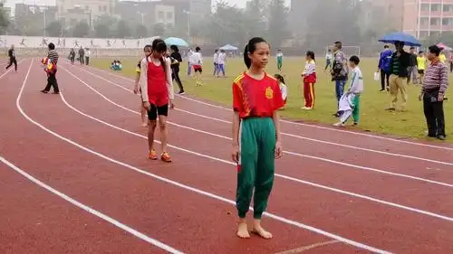 定安县第十八届小学生田径运动会掠影