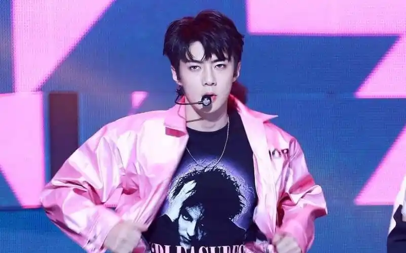 『吴世勋』万转出圈lucky one粉色少年直拍-我叫莲藕人-色昏-哔哩哔哩