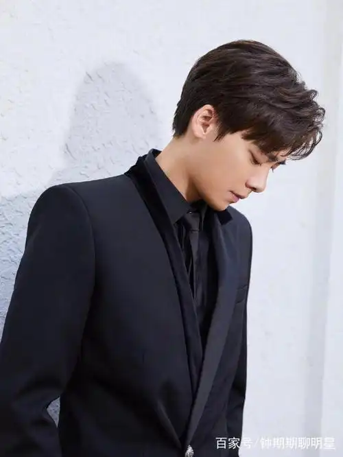 李易峰更博,寸头造型曝光!娱乐圈男明星寸头,帅的各有千秋!