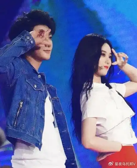 黄子韬|两人|徐艺洋_新浪新闻